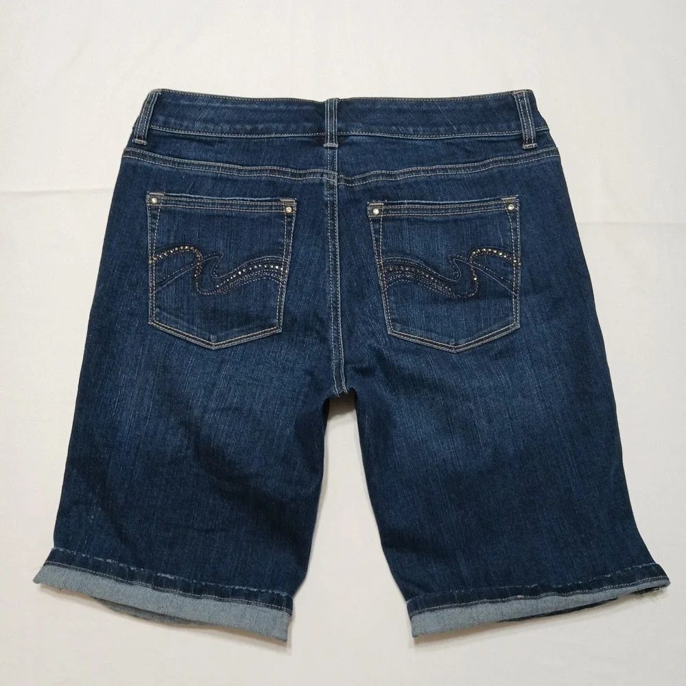 White House Black Market Bermuda Denim Shorts Size 6 Inseam 9
